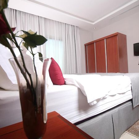 Tobal Al Zahra Hotel Apartments Jeddah Ngoại thất bức ảnh