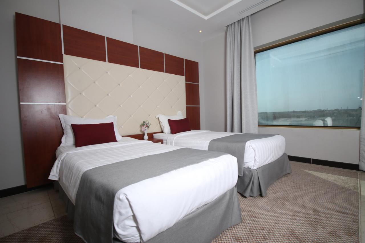 Tobal Al Zahra Hotel Apartments Jeddah Ngoại thất bức ảnh
