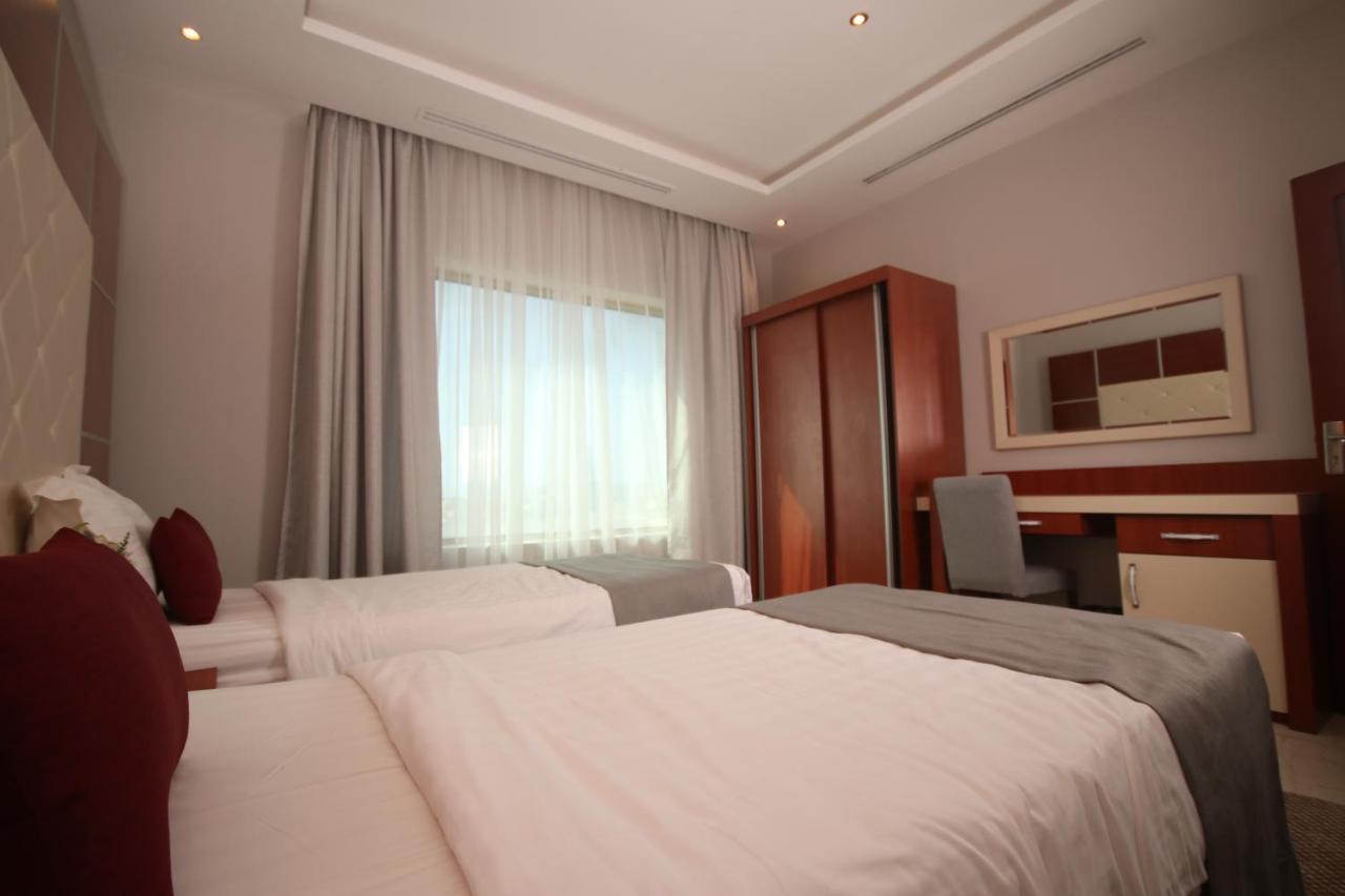 Tobal Al Zahra Hotel Apartments Jeddah Ngoại thất bức ảnh