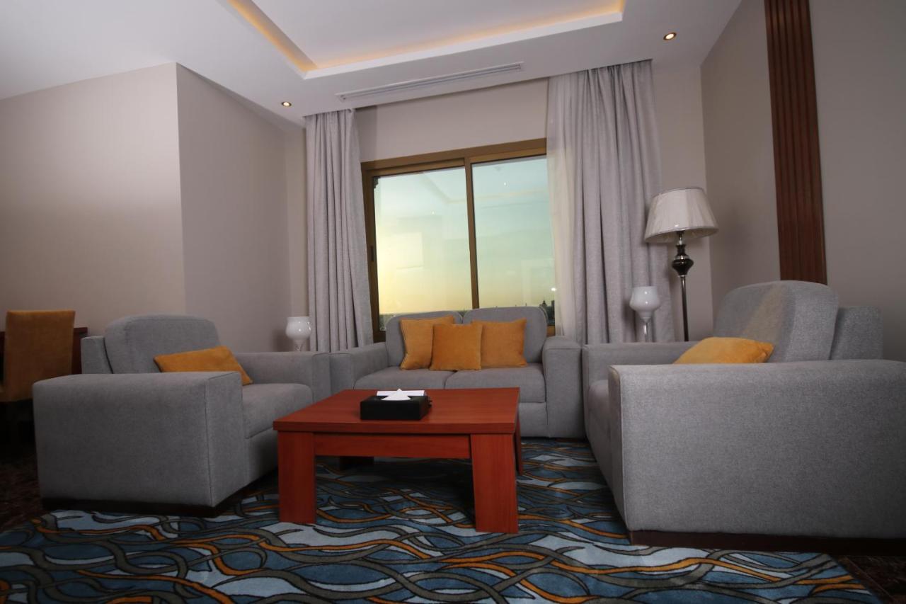 Tobal Al Zahra Hotel Apartments Jeddah Ngoại thất bức ảnh