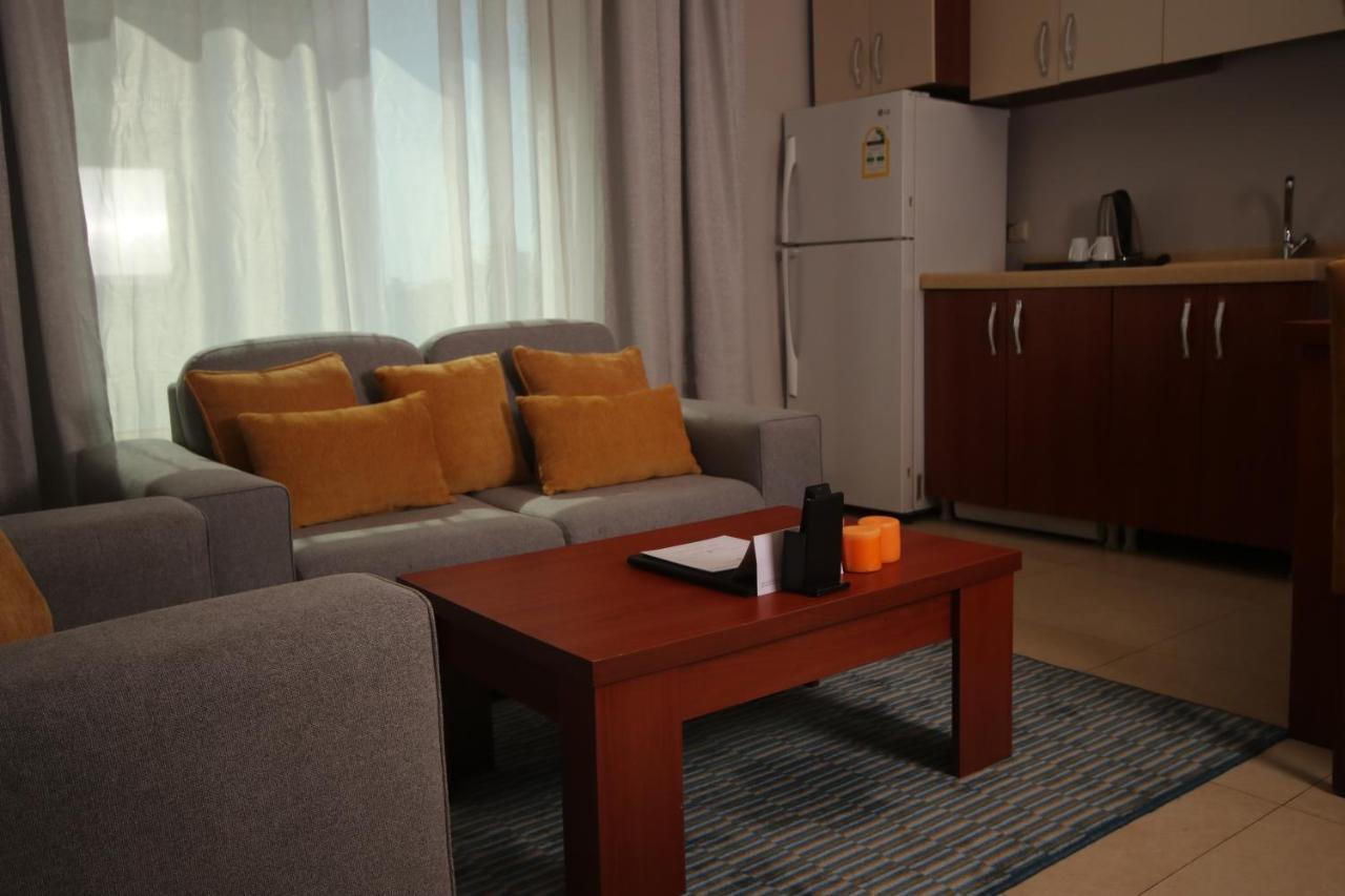 Tobal Al Zahra Hotel Apartments Jeddah Ngoại thất bức ảnh
