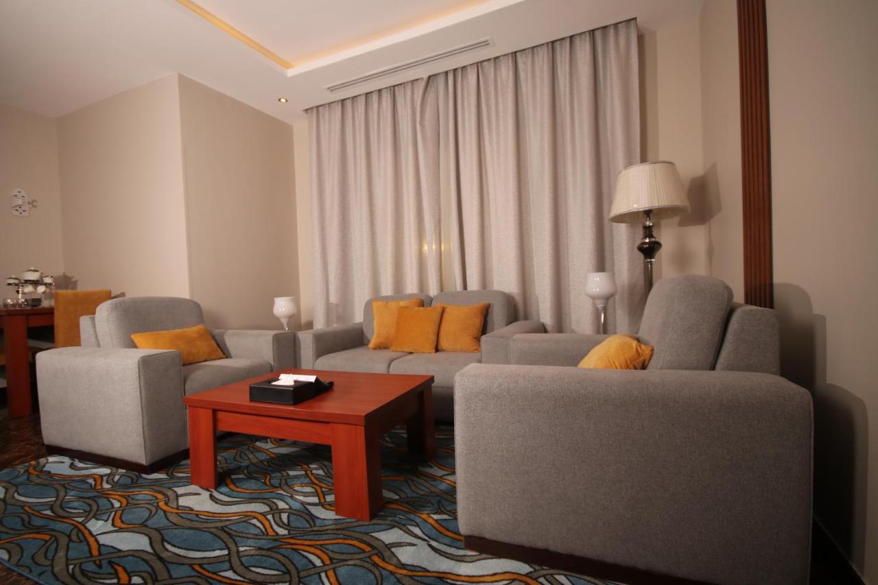 Tobal Al Zahra Hotel Apartments Jeddah Ngoại thất bức ảnh