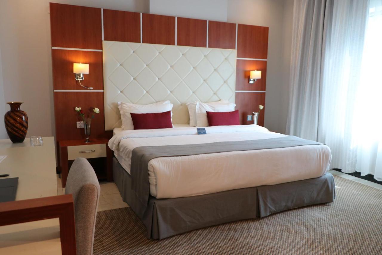 Tobal Al Zahra Hotel Apartments Jeddah Ngoại thất bức ảnh