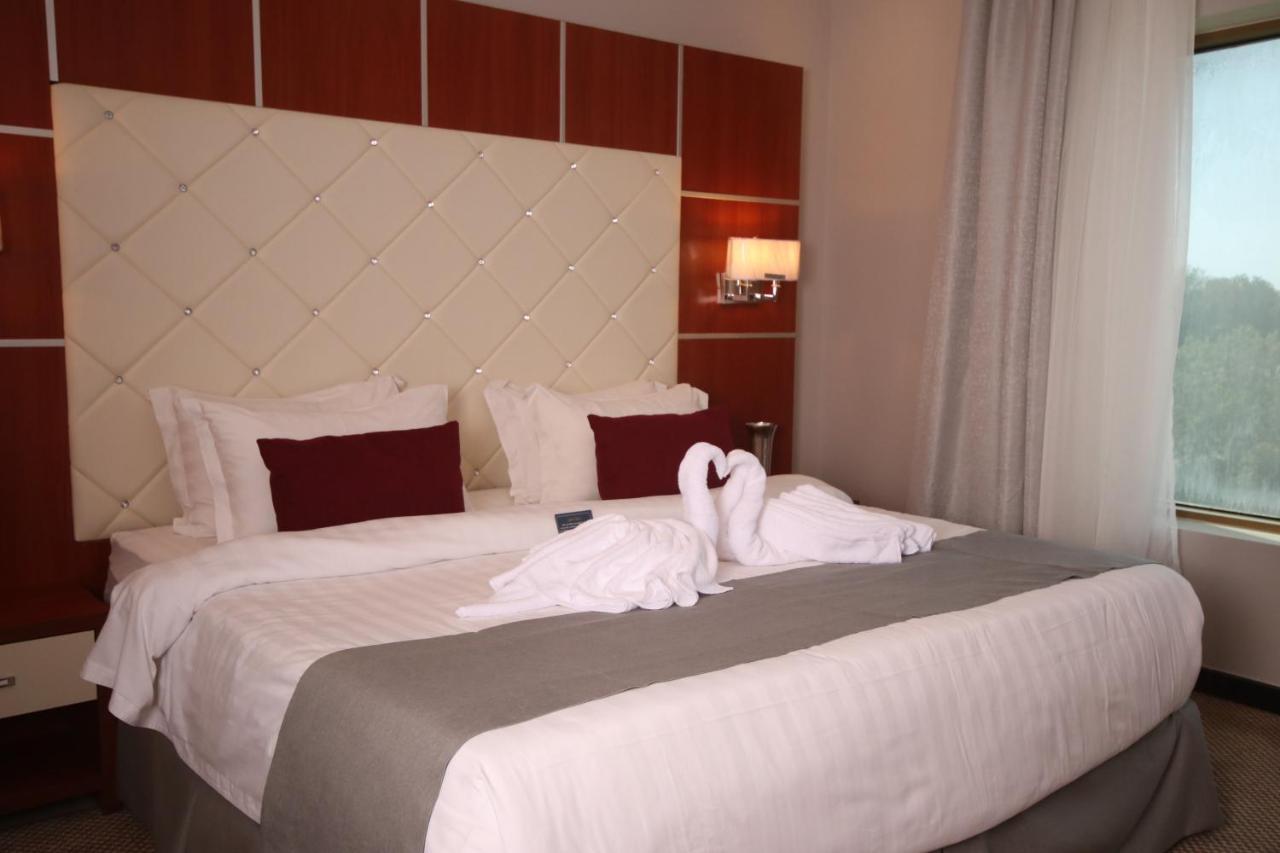 Tobal Al Zahra Hotel Apartments Jeddah Ngoại thất bức ảnh