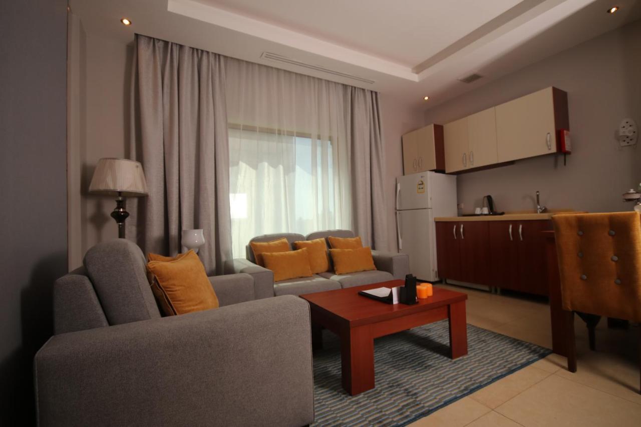 Tobal Al Zahra Hotel Apartments Jeddah Ngoại thất bức ảnh